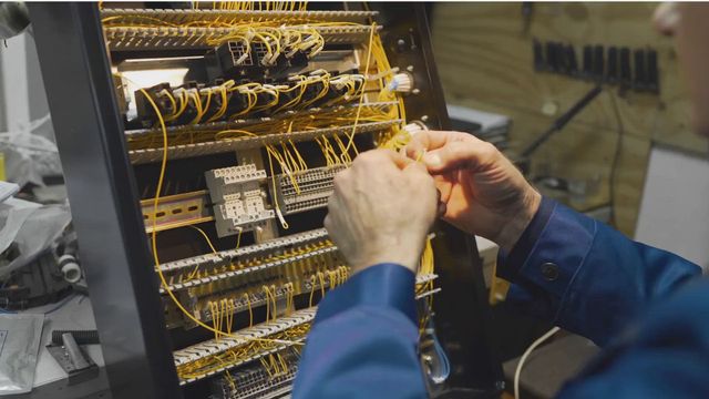 Brighte ELEKIBRUSH・ELEKILOTION Enbrighten Z-Wave Plus Single-Pole/3-Way Smart with LED